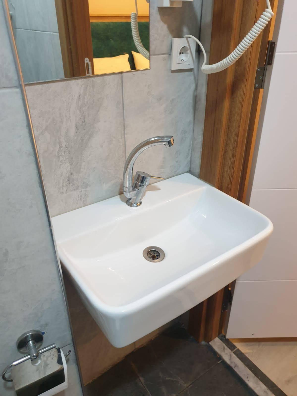 Destinia Pera Hotel Истанбул Екстериор снимка